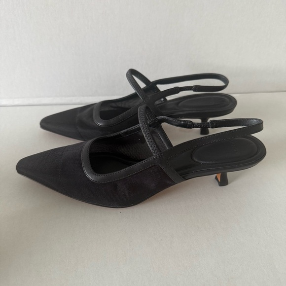 Vince Venice Leather & Mesh Slingback Kitten Heels – Black – Size 6 - Picture 3 of 5